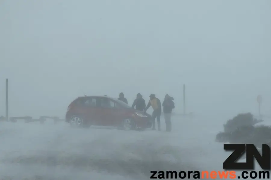 /images/Puebla_Lago_nieve_sanabria2020_95.jpg