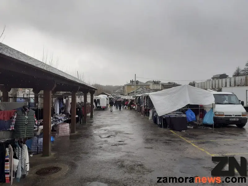 /images/llueve_mercado.jpg