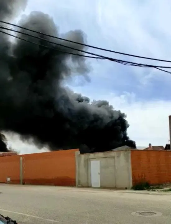 Incendio de una nave en Vadillo de la Guareña