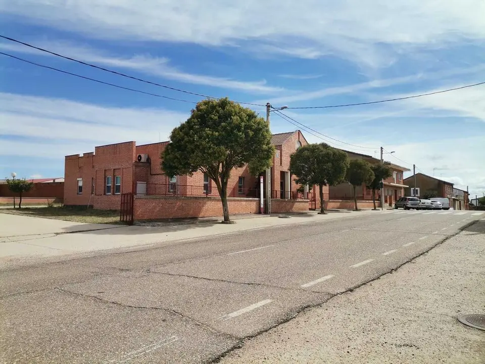 Vista del centro de Salud de Villarrín