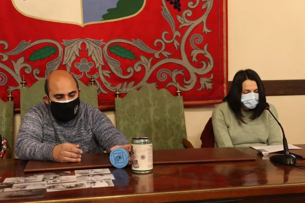 María Eugenia Cabezas y José Antonio Pascual, en rueda de prensa