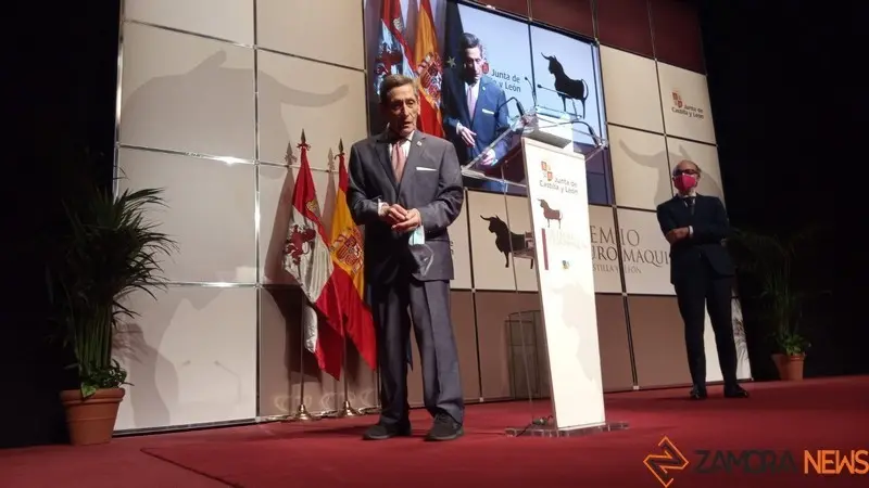 andrés vazquez premio tauromaquia  (1)