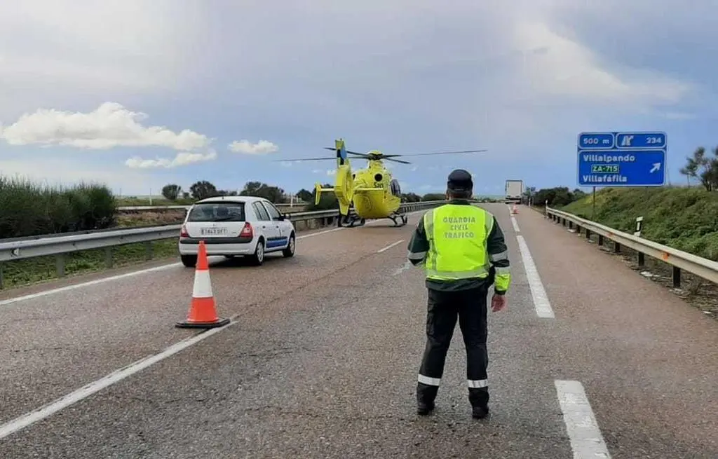 Imagen de archivo de un accidente en la A-6 en Villalpando