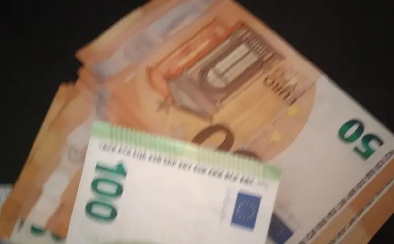 Dinero