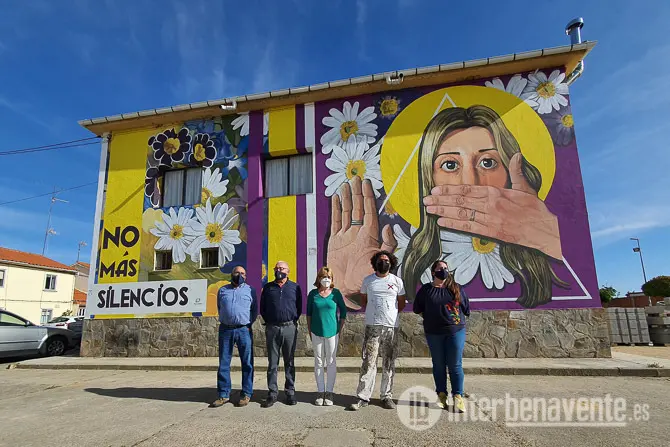 Mural en Santa Cristina de la Polvorosa contra la violencia de género