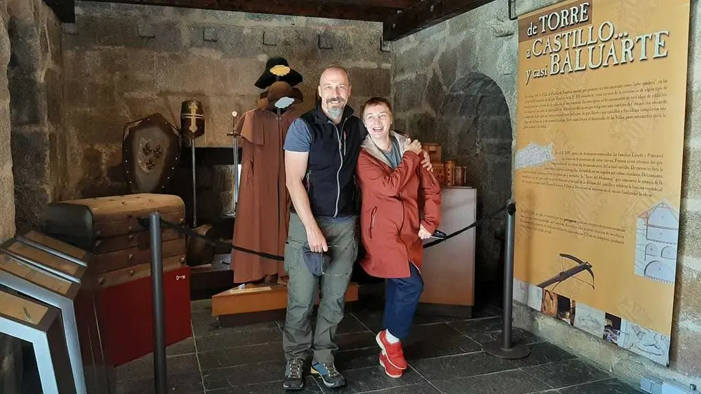 Fele Martínez visitando el Castillo de Puebla de Sanabria. Fotografía: Facebook Villa de Sanabria