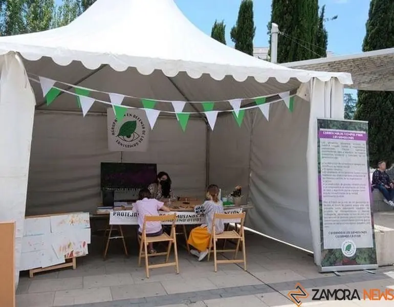 Carpa en defensa de los gamusinos