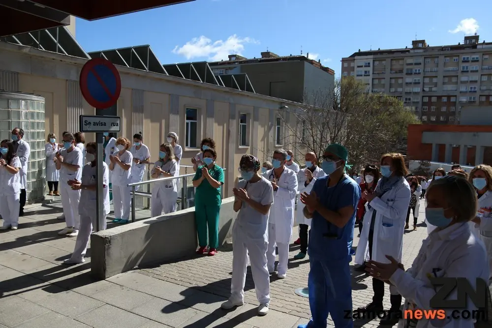 Aplausos sanitarios