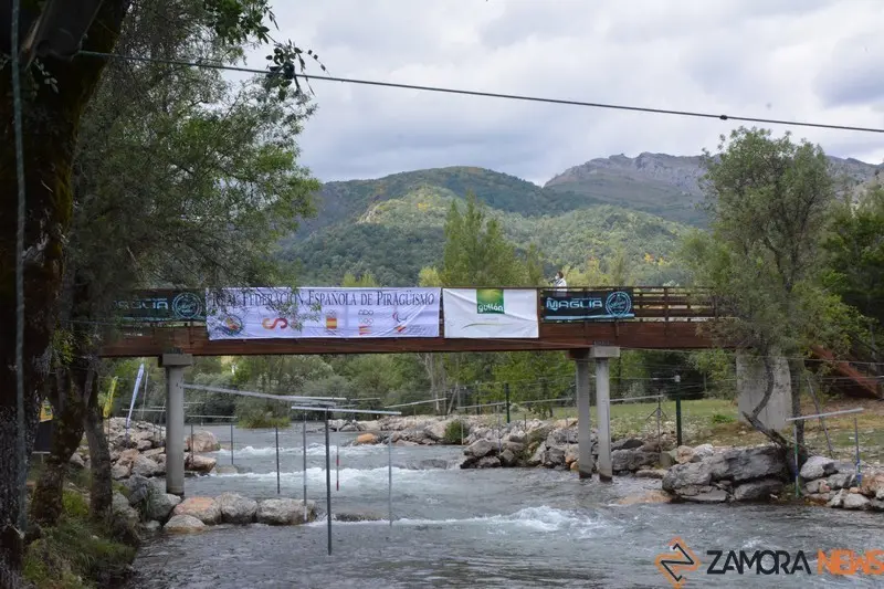 piraguas león Sabero alejico aguas bravas (102)