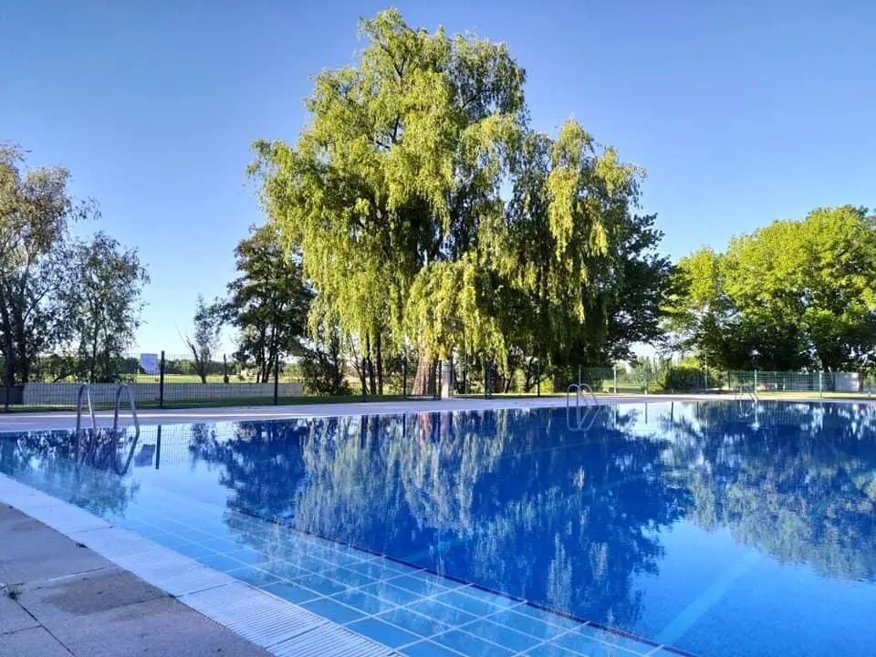 Piscina de Villaralbo