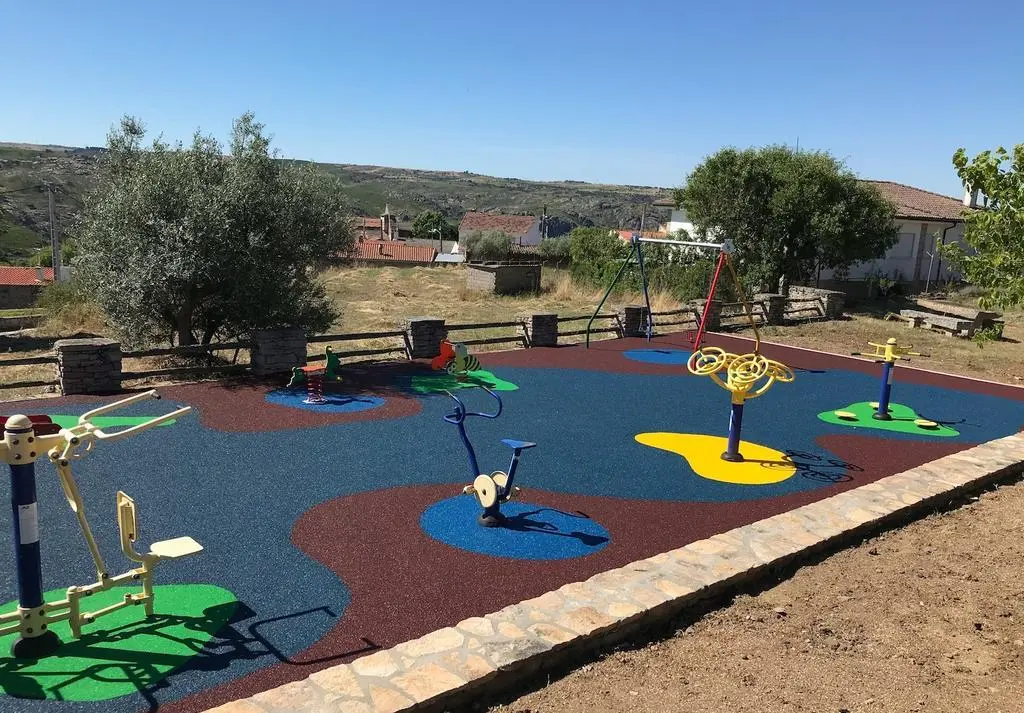 Parque infantil Pinilla de Fermoselle