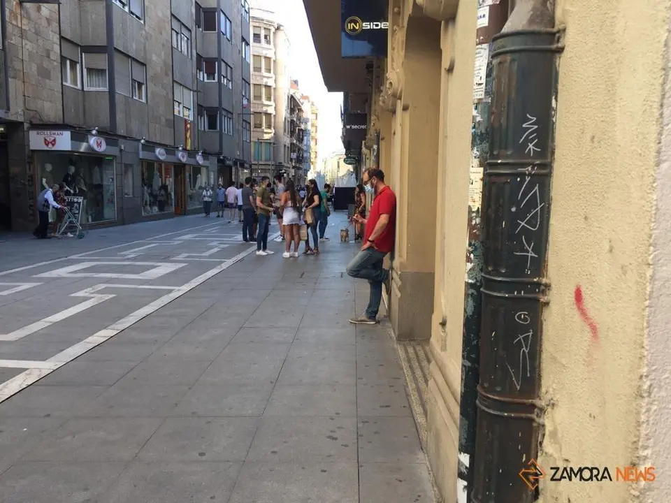 Zamoranos por la calle Santa Clara
