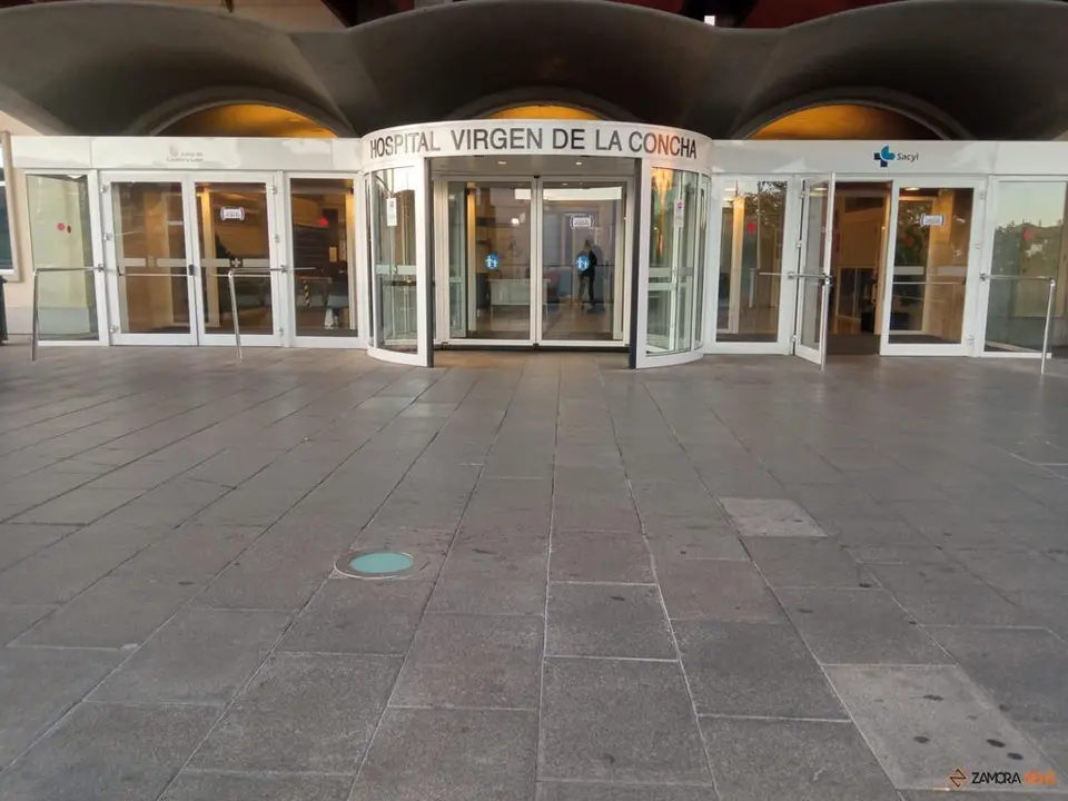 Acceso al hospital Virgen de la Concha