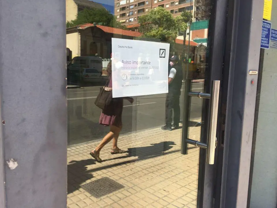8ea37f57-77d0-4af5-a526-fdf302aaac3e
