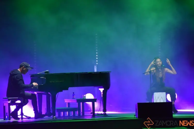 india martínez en zamora  (100)