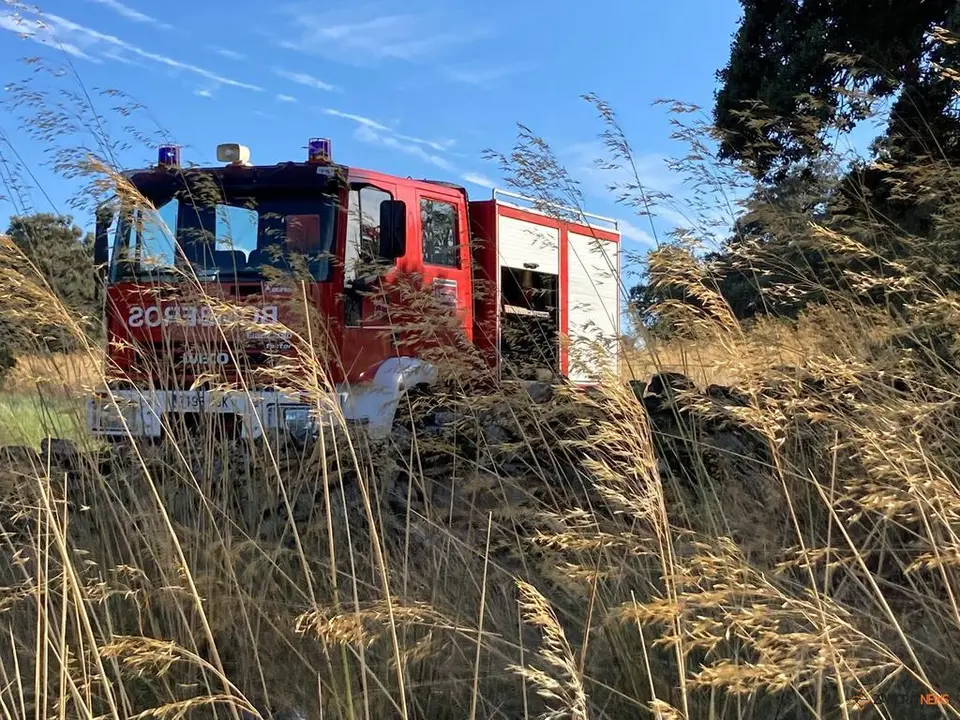 Bomberos de Bermillo actuando en el fuego de Moral de Sayago