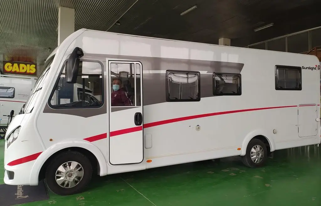 GADIS AUTOCARAVANAS
