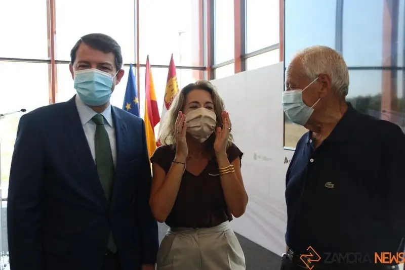 Mañueco con la ministra Raquel Sánchez