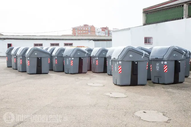 Renovación contenedores en Benavente. Fotografía: Interbenavente