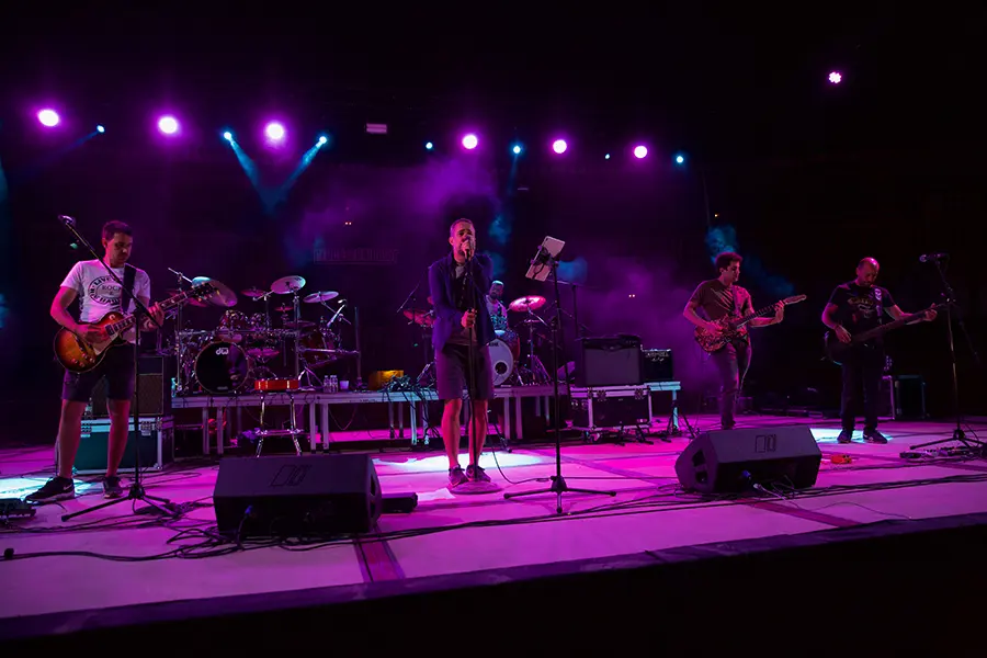 Concierto plaza de toros de Toro. Españoleando y Cruce de Caminos