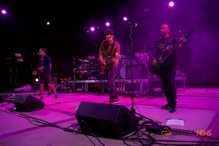 Concierto plaza de toros de Toro. Españoleando y Cruce de Caminos