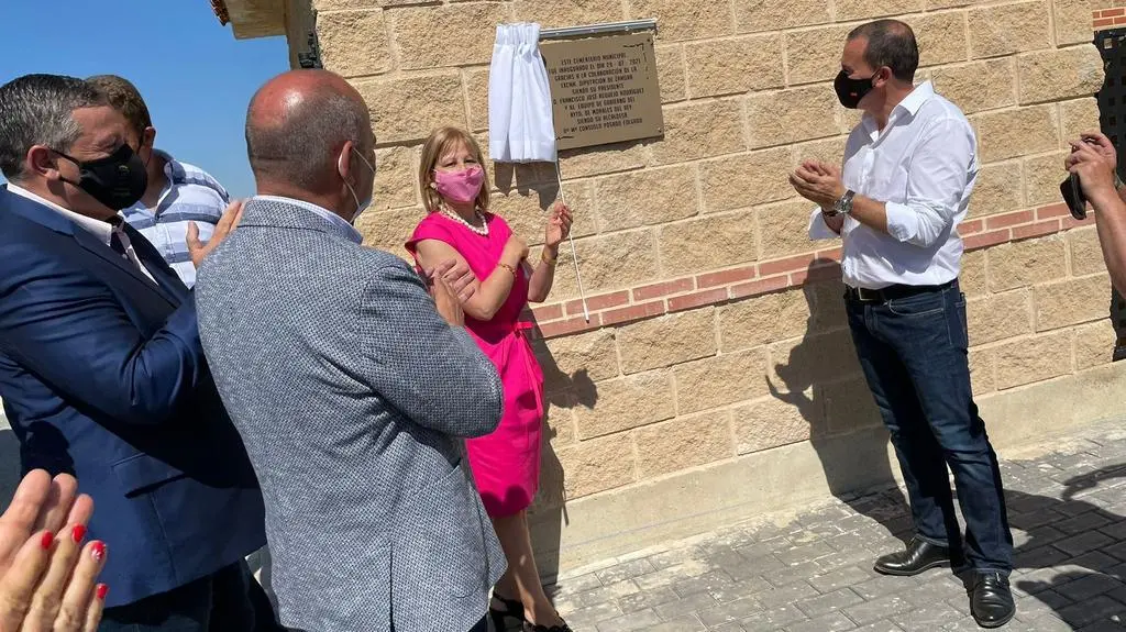 Inauguración del cementerio de Vecilla de la Polvorosa