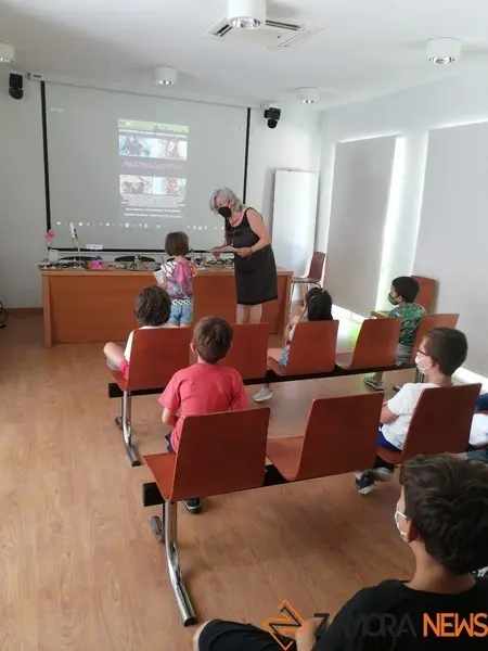 Niños en la Escuela de Igualdad