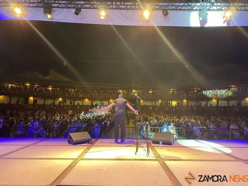 Álex Clavero en la Plaza de Toros de Toro. Foto Facebook