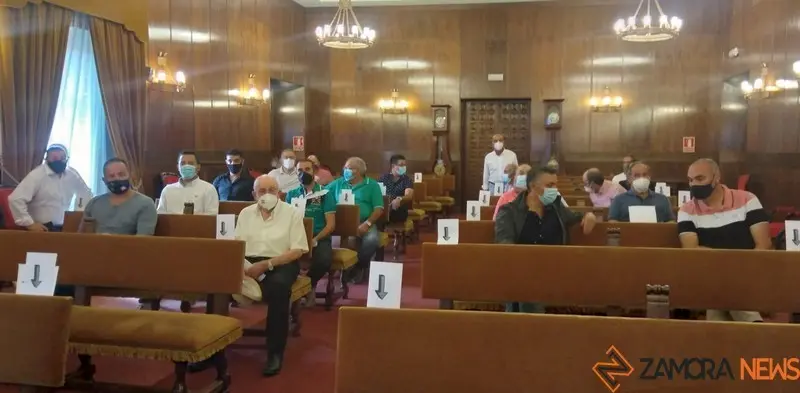 Reunión en la Diputación de municipios afectados por el embalse de Ricobayo