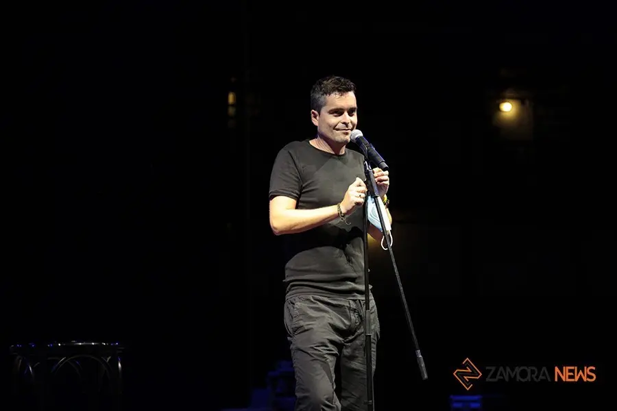 Actuación Álex Clavero en Las noches de Toro (5)