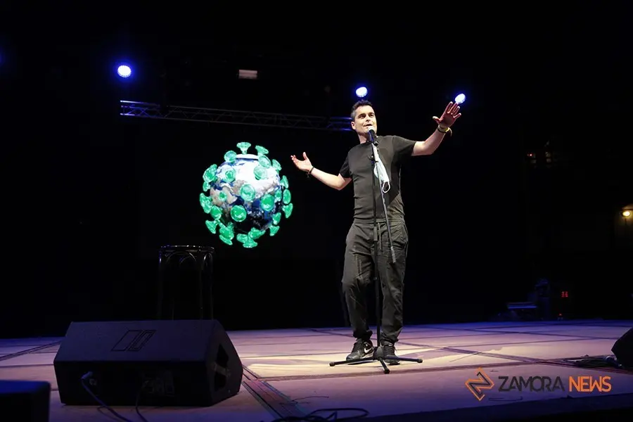 Actuación Álex Clavero en Las noches de Toro (6)