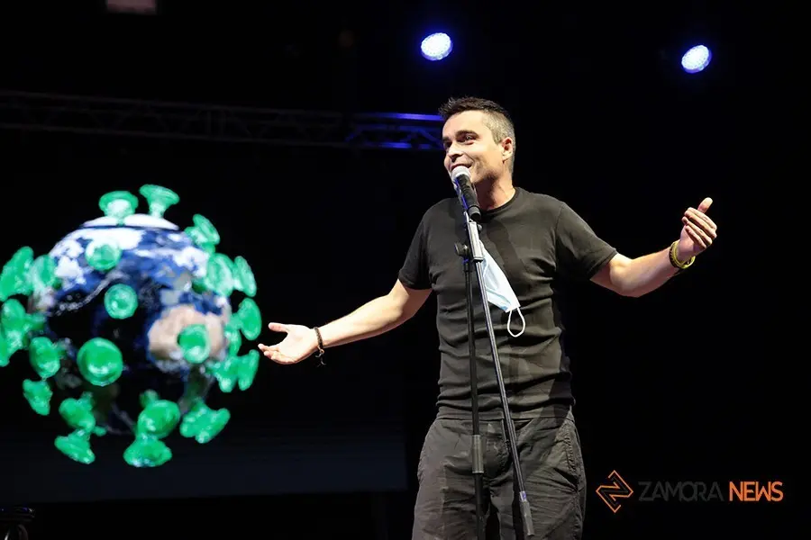 Actuación Álex Clavero en Las noches de Toro (7)