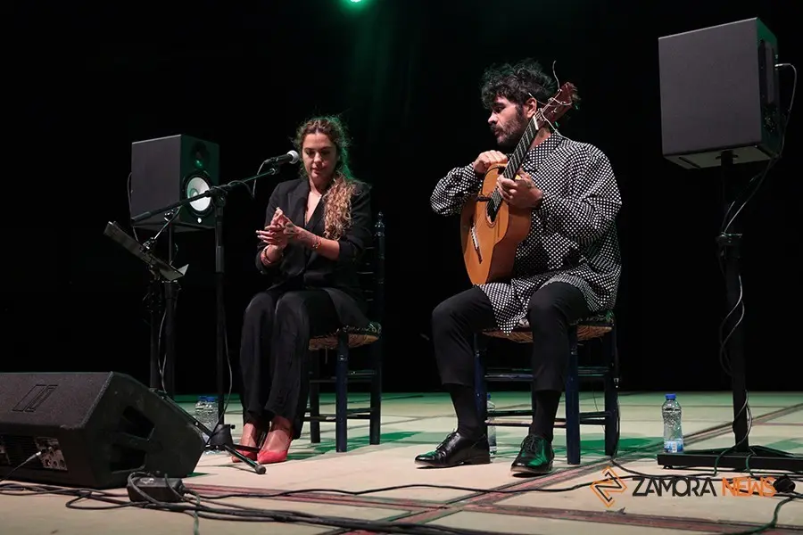 Actuación Alba Molina en Las noches de Toro (3)