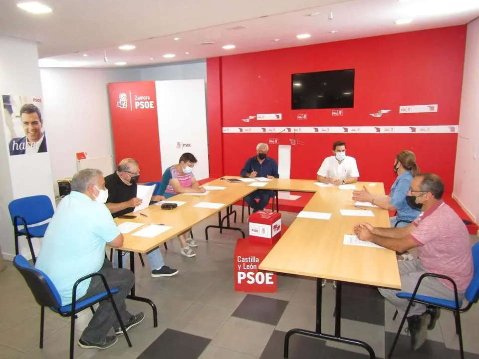 01 PSOE Zamora. Reunión colectivo Viriatos 04-08-2021