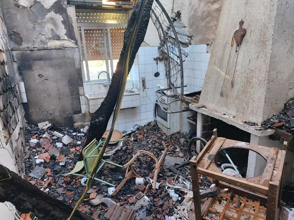 La casa del cura de Bercianos destrozada por las llamas