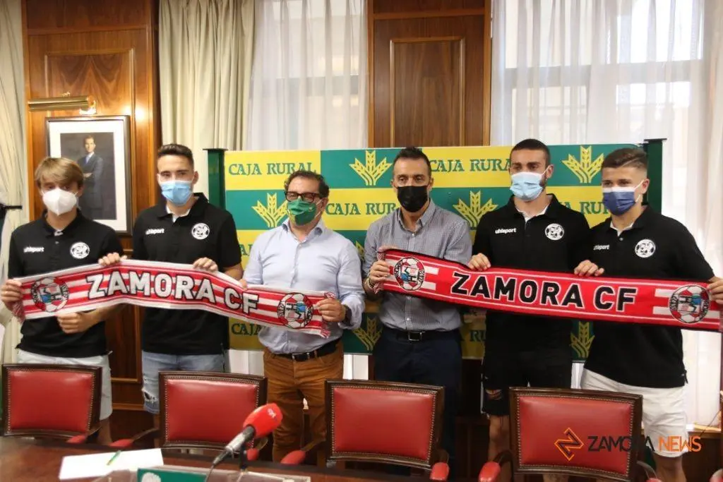Presentación de los nuevos fichajes del Zamora CF