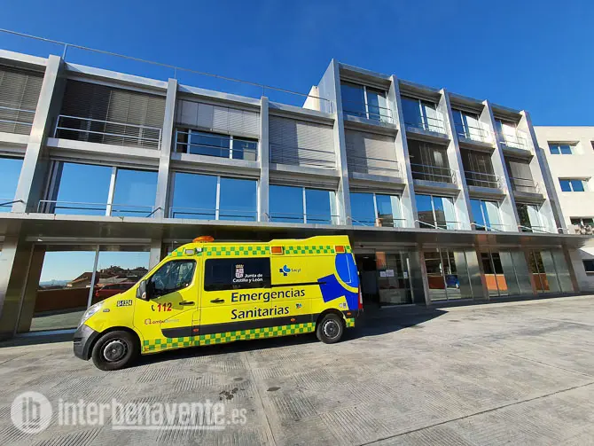 Foto ambulancia. Imagen: Interbenavente.es