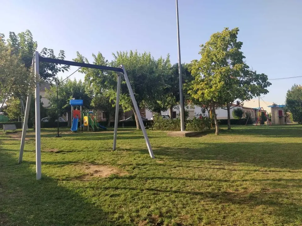 Ayto. Tábara. Remodelación Parques La Cañada y San Lorenzo 15-08-2021