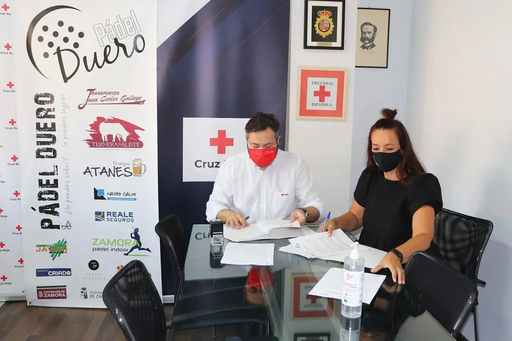 Club Pádel Duero y Cruz Roja en Zamora firman un convenio de colaboración