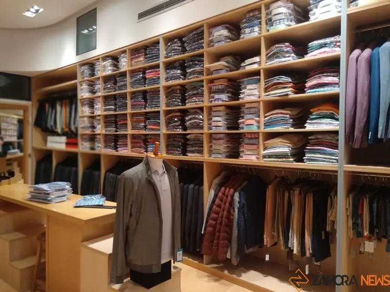 Interior de un comercio de Zamora
