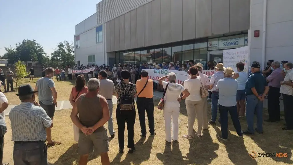 Manifestación por la sanidad pública y digna en Sayago