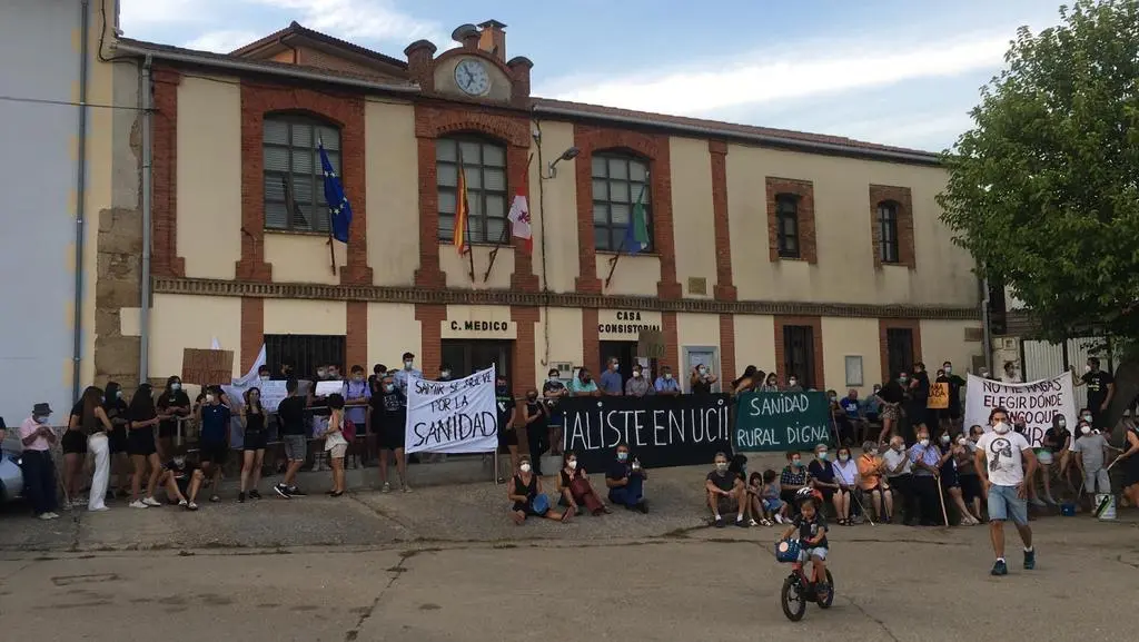 Protesta en defensa de la Sanidad en Samir de los Caños
