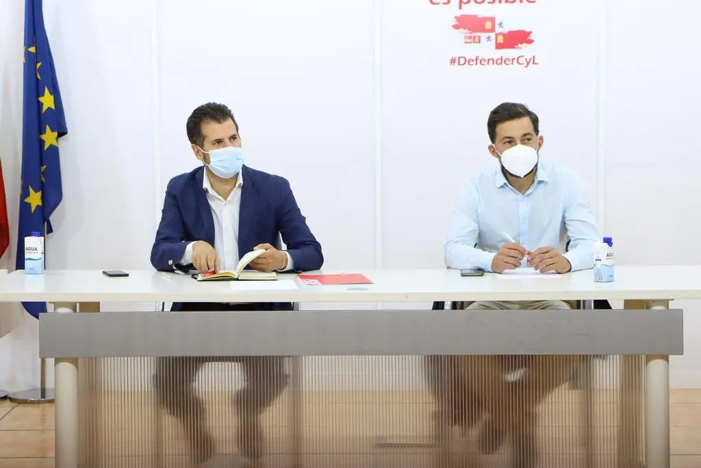 Reunión con los representantes en defensa de la sanidad pública