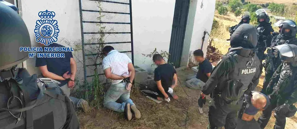 Detenidos en la operación de la Policía Nacional