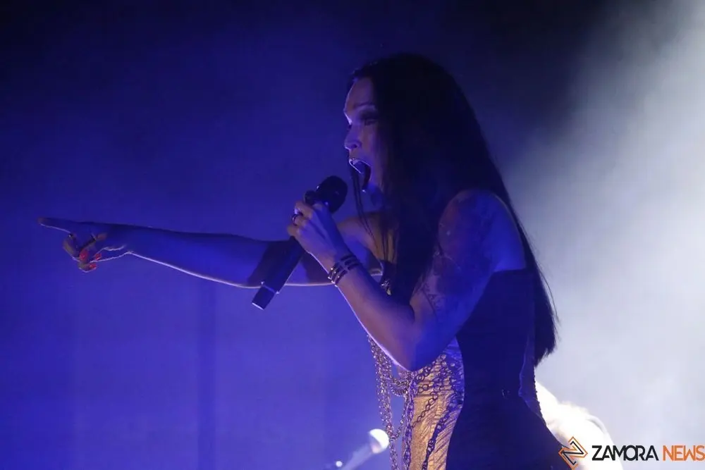 Actuación de Tarja Turunen en el Zlive. | FOTO: Marcos Vicente