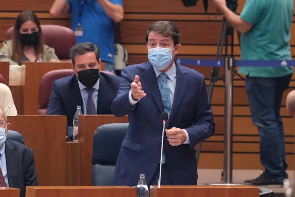 Intervención del presidente de la Junta en el pleno de las Cortes