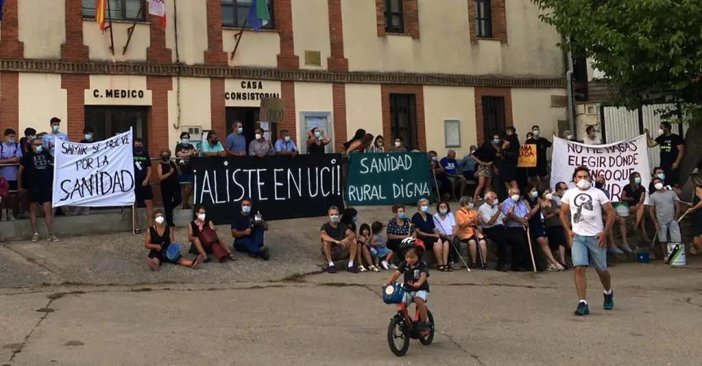 Foto de archivo de la concentración de la Plataforma sanidad pública digna en Aliste