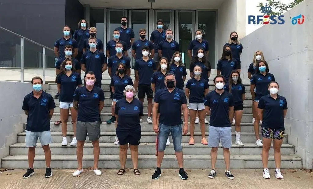 Las selecciones junior y absoluta de salvamento y socorrismo. Fotografía: Facebook Real Federación Española de Salvamento y Socorrismo