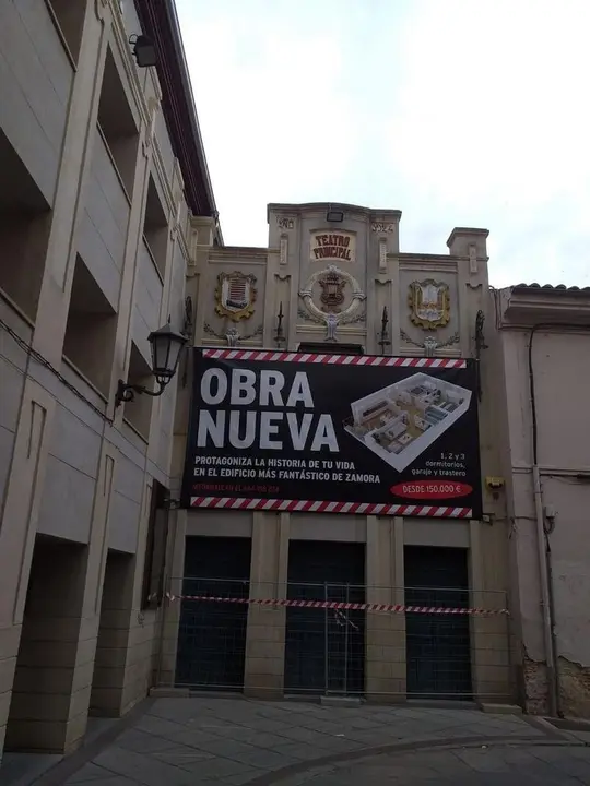 Fachada del Teatro Principal