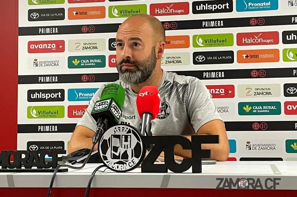 David Movilla en rueda de prensa previa al partido contra el CD Tudelano. | FOTO: Zamora CF
